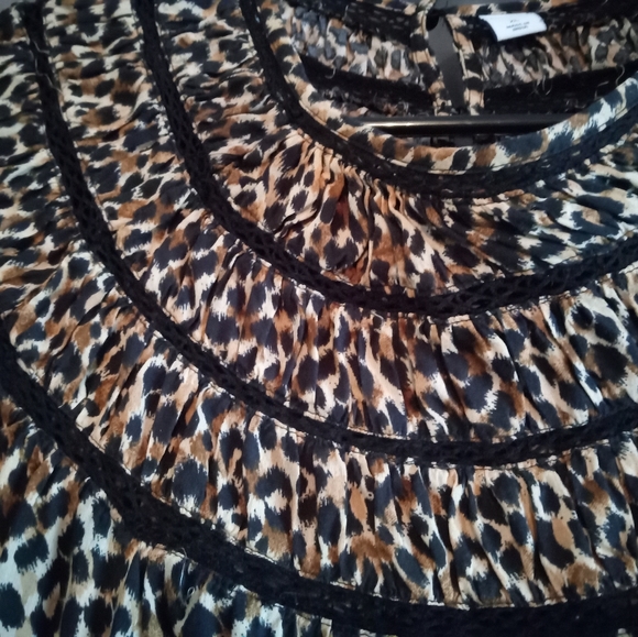 High neck Leopard Print - Picture 4 of 5
